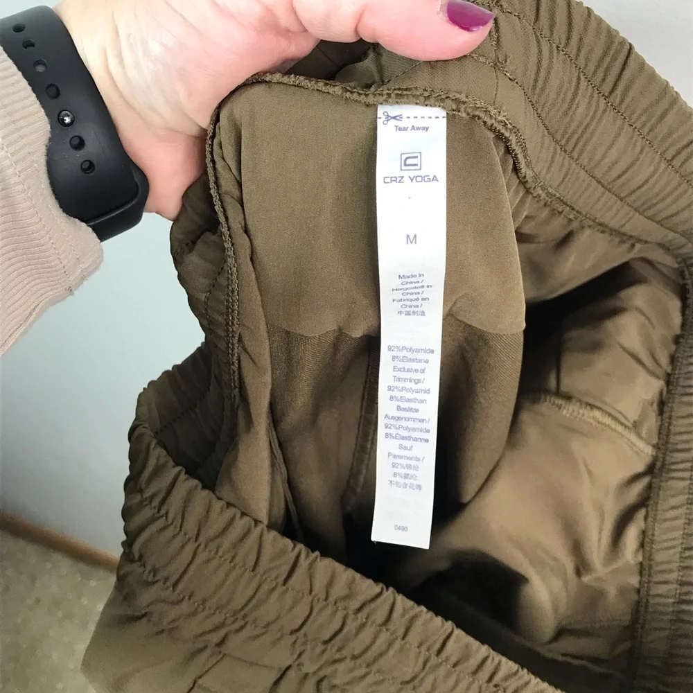 CRZ YOGA Men's Khaki Jogger Pants Sz Medium